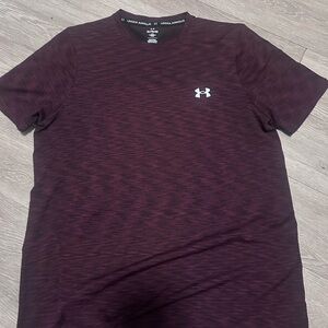 Under Armour Men's Heathered Burgundy Short-Sleeve Performance Tee